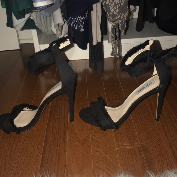 Steve Madden heels - Picture 2 of 4